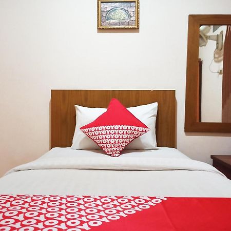 Capital O 142 Hotel Al Furqon Syariah Palembang Bagian luar foto