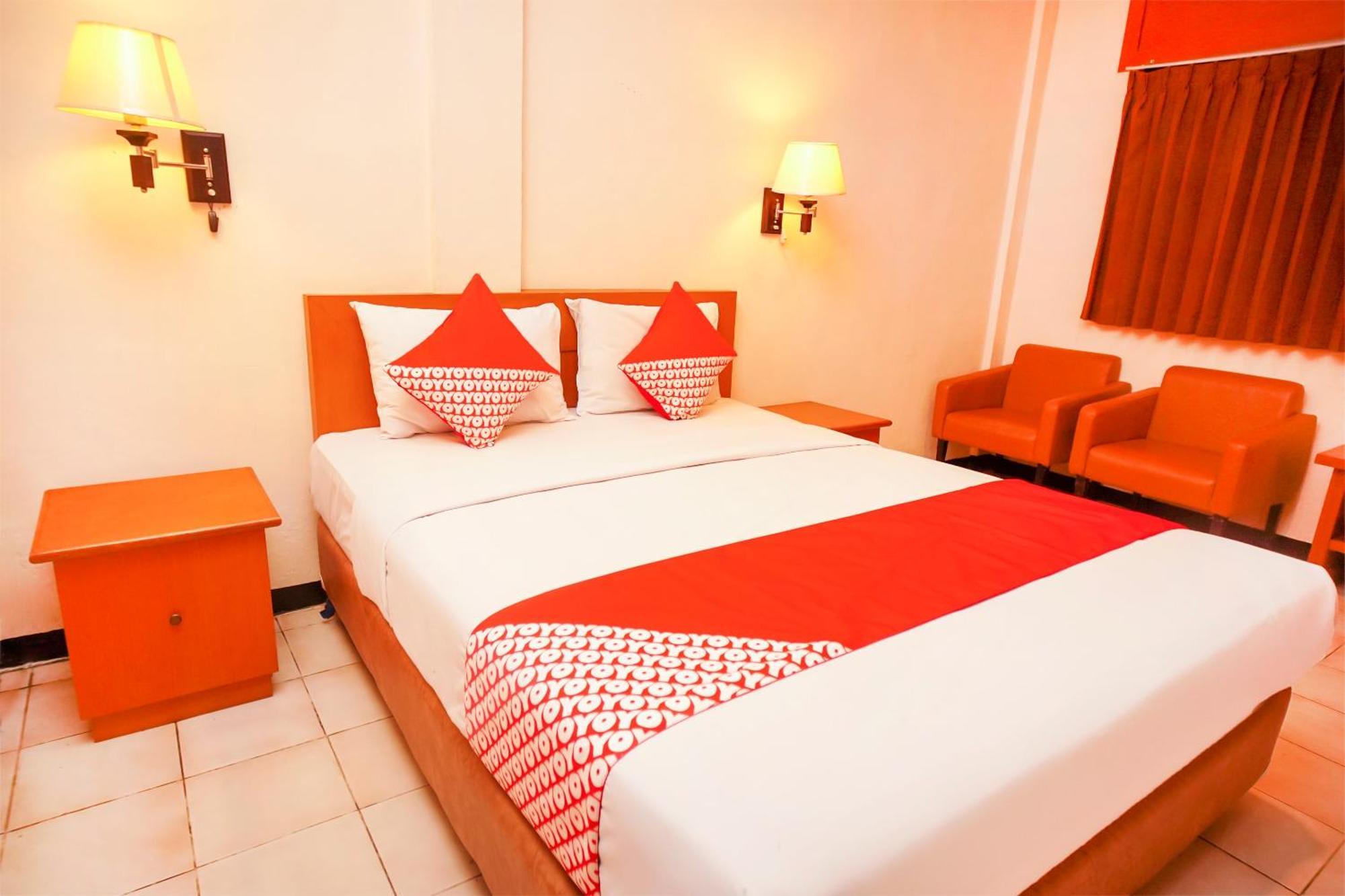 Capital O 142 Hotel Al Furqon Syariah Palembang Bagian luar foto